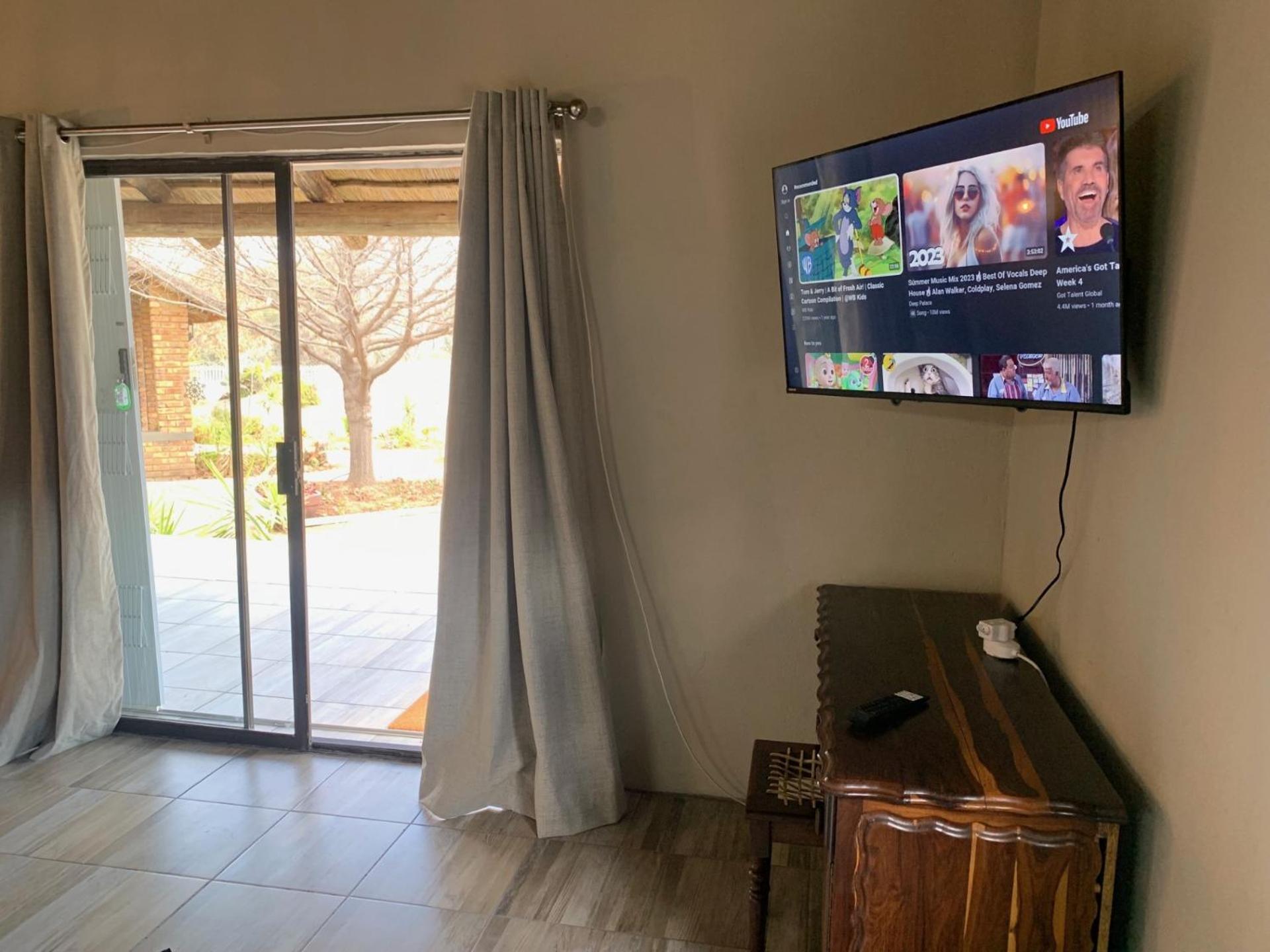 Sunset Cottage at Viva Connect, Cullinan Meule Esterno foto